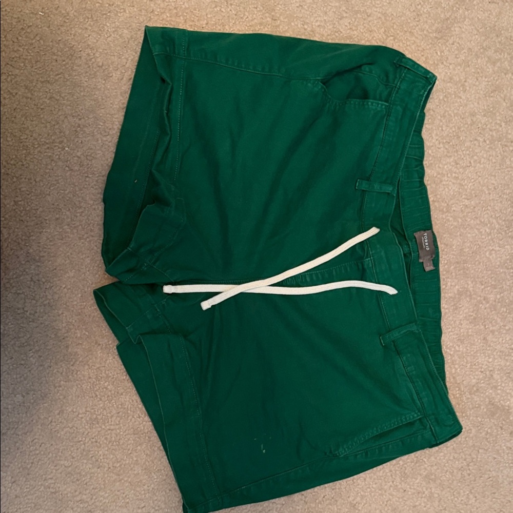 Torrid Weekend shorts size 3 in Green